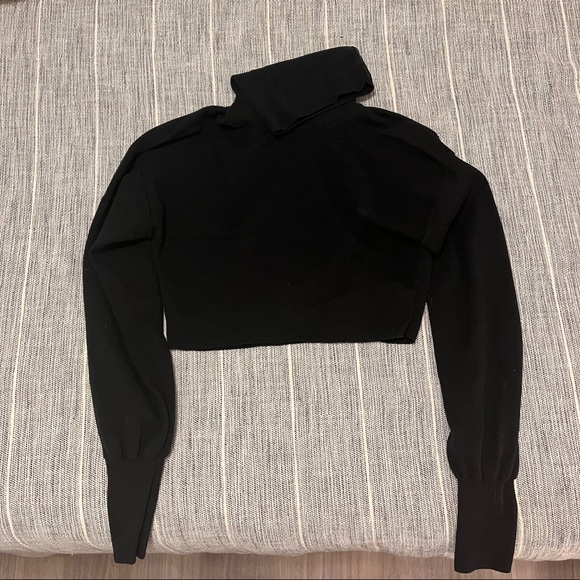 Aritzia Sweater - Picture 2 of 2